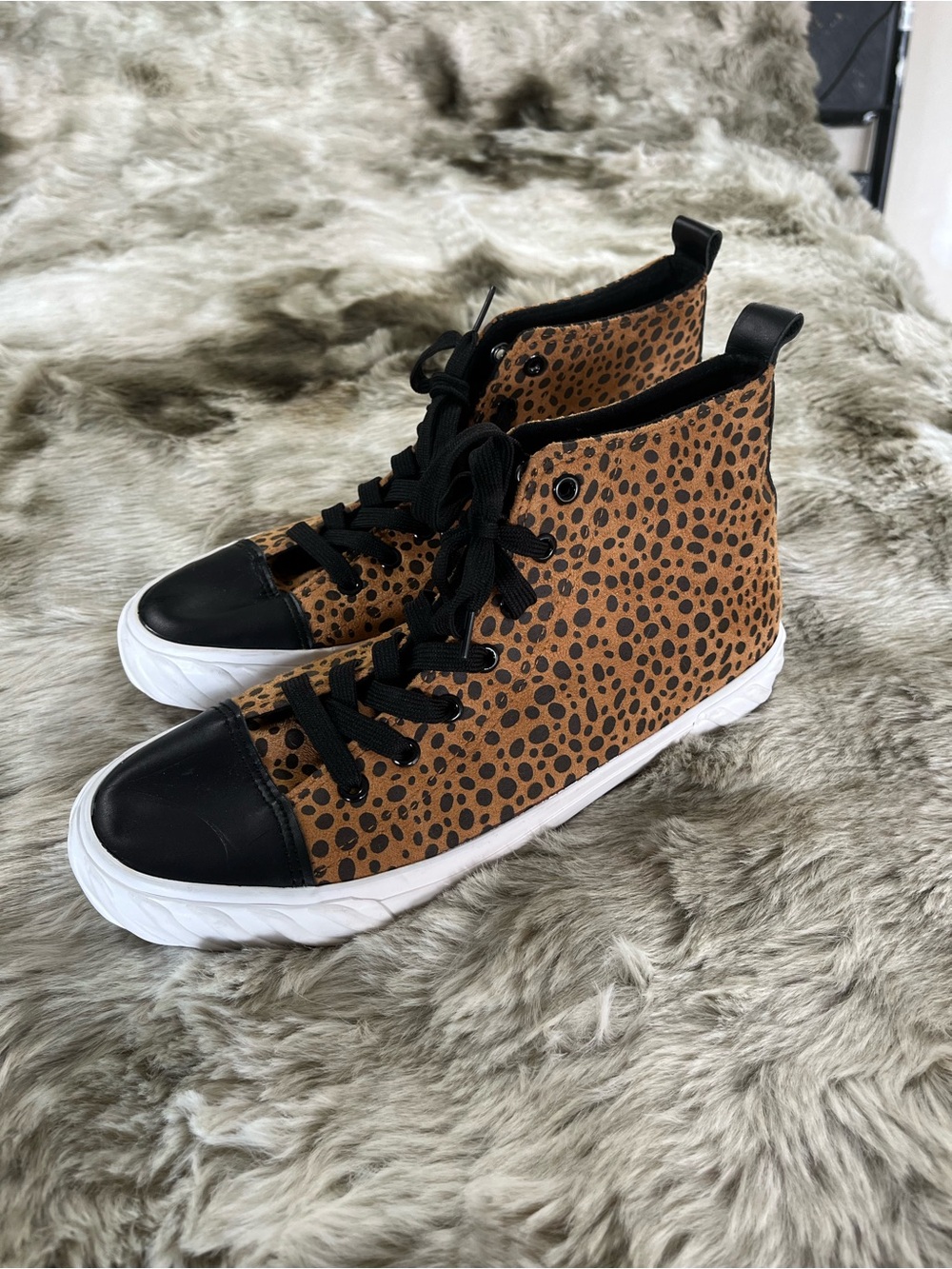 Olivia Miller Leopard-Print High-Top Sneakers in Brown & Black